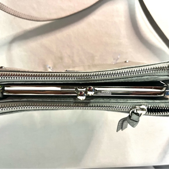 Nine West Reptile Crossbody Bag in Light Gray - NWT - Picture 4 of 13